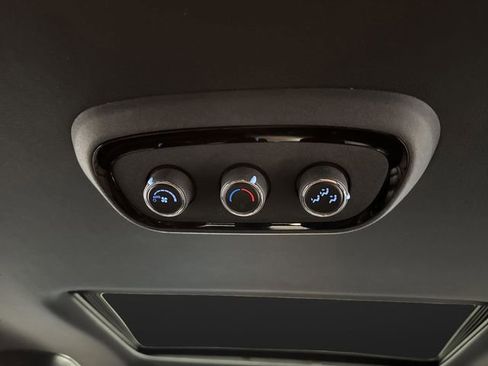 Certified 2025 Dodge Durango R/T image 31