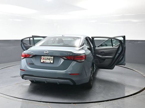 Used 2024 Nissan Sentra SV FWD image 56