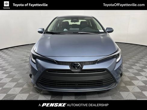Used 2026 Toyota Corolla LE FWD image 7