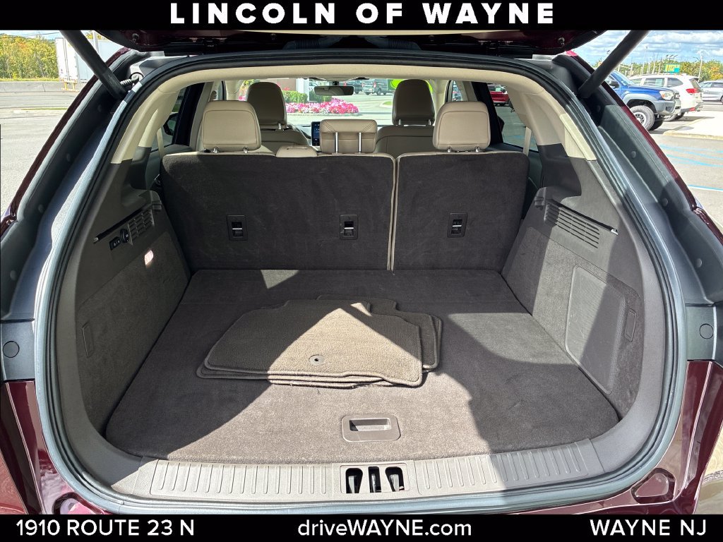 Certified 2023 Lincoln Nautilus AWD w/ Premium Package image 7
