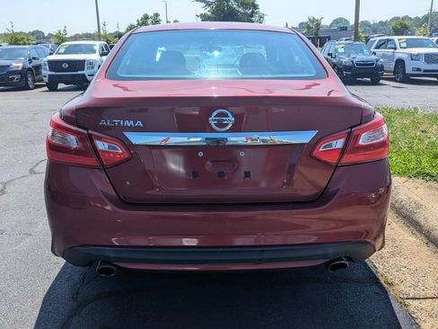 Used 2016 Nissan Altima 2.5 S w/ Power Driver Seat Package FWD image 6