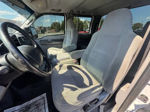 Used 2003 Ford F350 XLT RWD image 12