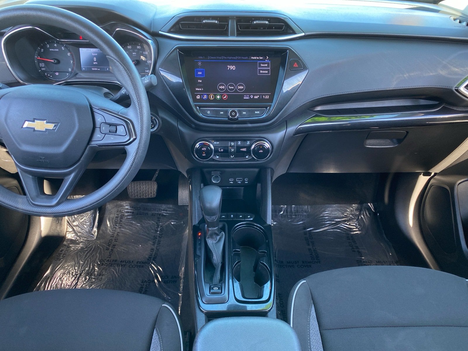 Used 2023 Chevrolet TrailBlazer LT w/ Convenience Package FWD image 11