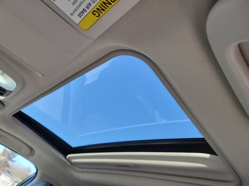 Certified 2025 Subaru Crosstrek 2.5i Limited w/ Crosstrek Mirror Package image 21