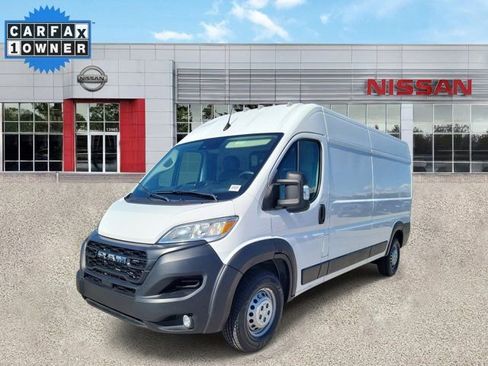 Used 2025 RAM ProMaster 2500 w/ Convenience Group FWD image 7