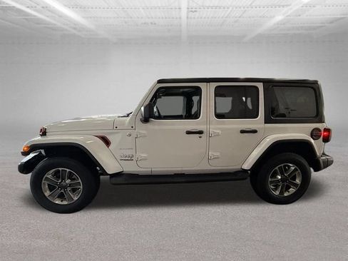 Used 2020 Jeep Wrangler Unlimited Sahara AWD/4WD image 9