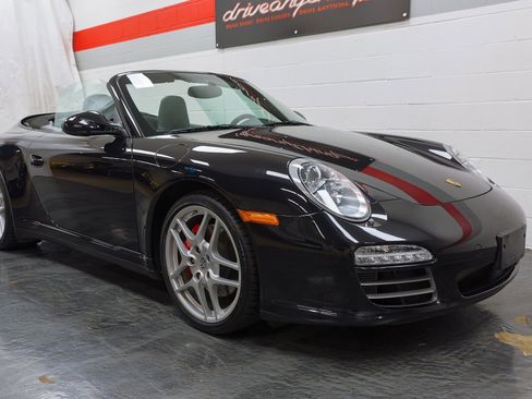 Used 2011 Porsche 911 Carrera 4S AWD/4WD image 31