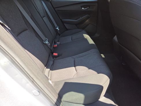 Certified 2023 Honda Accord EX image 25
