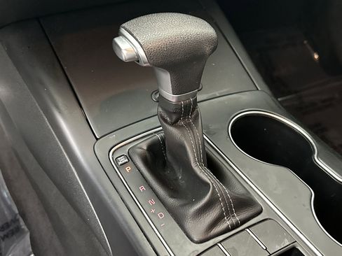 Used 2019 Kia Sorento L image 24