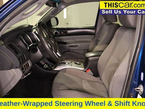 Used 2015 Toyota Tacoma PreRunner image 19