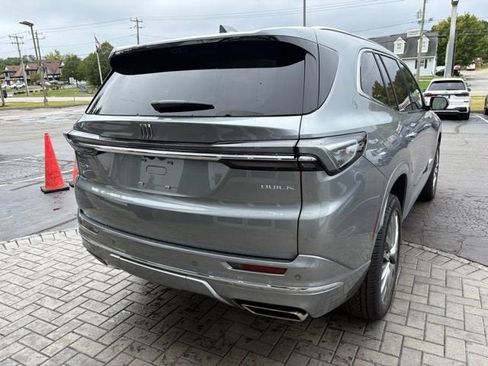 New 2026 Buick Enclave Avenir w/ Super Cruise Package image 8