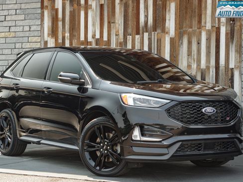 Used 2019 Ford Edge ST w/ Equipment Group 401A AWD/4WD image 9