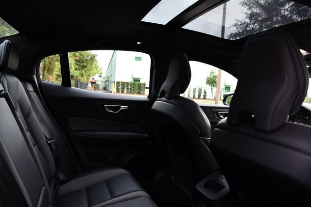Used 2024 Volvo S60 B5 Plus w/ Climate Package AWD/4WD image 24