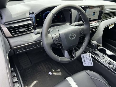 New 2026 Toyota Camry SE w/ Convenience Package FWD image 12