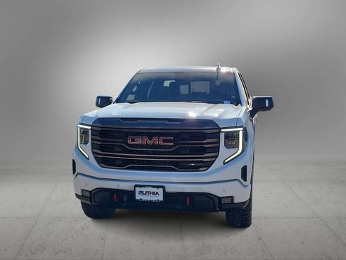 Used 2022 GMC Sierra 1500 AT4X image 3