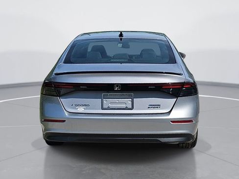 Used 2023 Honda Accord Sport image 4