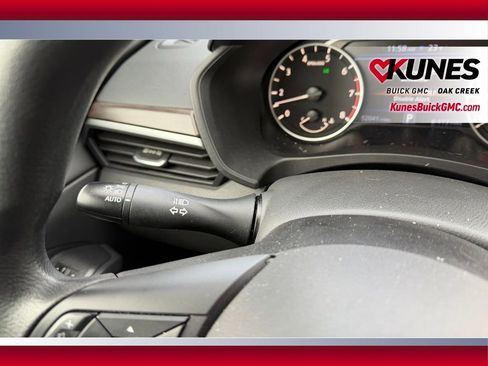 Used 2024 Nissan Altima 2.5 SV image 15