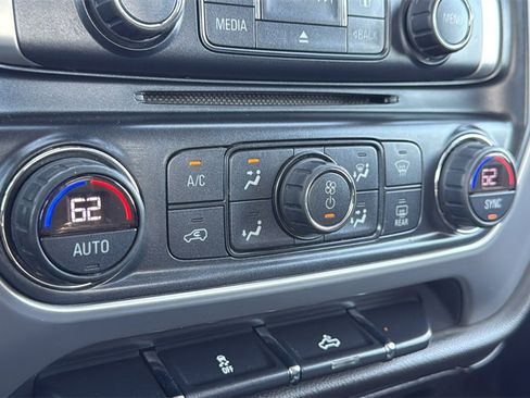 Used 2017 GMC Sierra 1500 SLE w/ SLE Value Package image 25