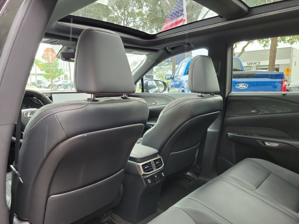 Used 2023 Lexus RX 350 FWD w/ Accessory Package (Z1) image 11