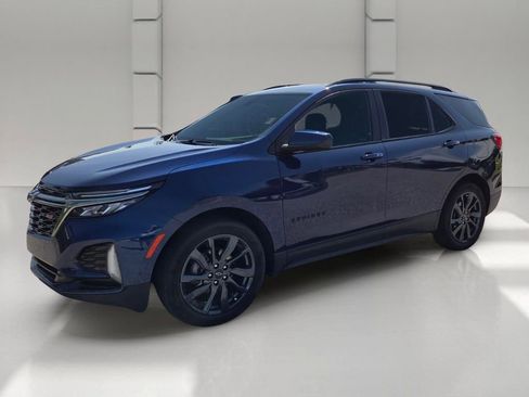 Used 2022 Chevrolet Equinox RS FWD image 7