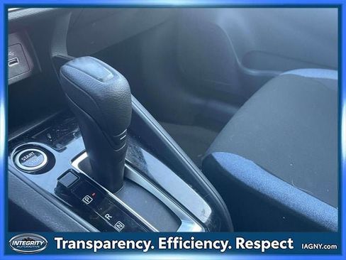 Used 2025 Nissan Versa SV w/ Trunk Package FWD image 31