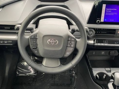 Certified 2023 Toyota Prius LE AWD/4WD image 15