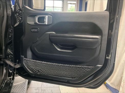 Used 2021 Jeep Wrangler Unlimited Sport AWD/4WD image 12