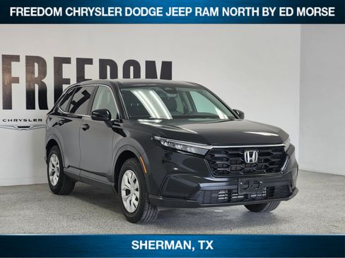 Used 2025 Honda CR-V LX image 2