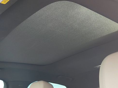 Used 2024 Jaguar XF R-Dynamic SE image 11