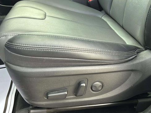 Used 2023 Hyundai Santa Fe SEL w/ Premium Package FWD image 38