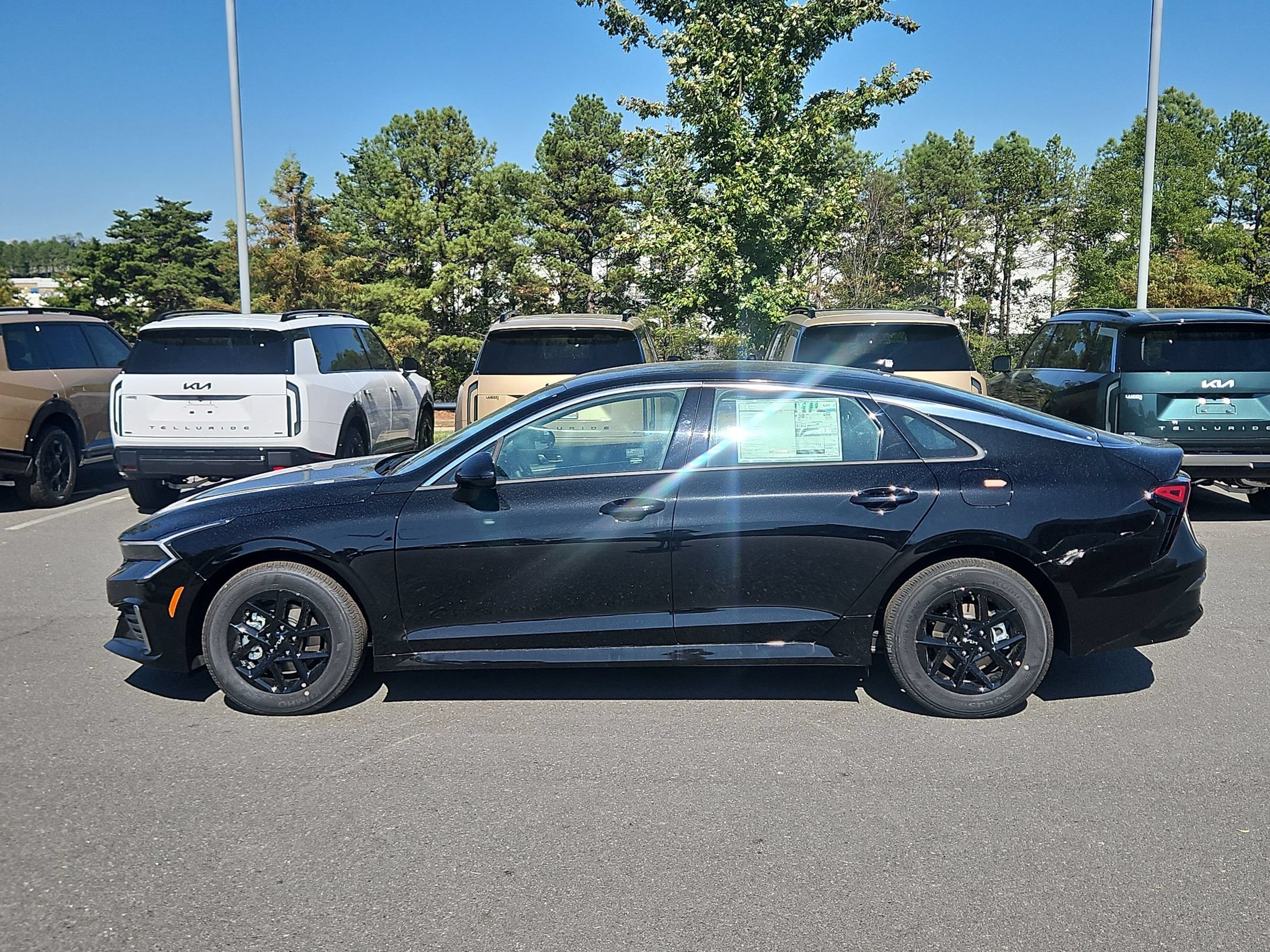 New 2026 Kia K5 LXS FWD image 4