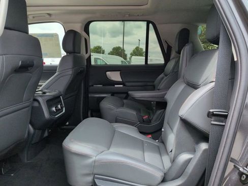 New 2025 Ford Expedition Max Active image 14