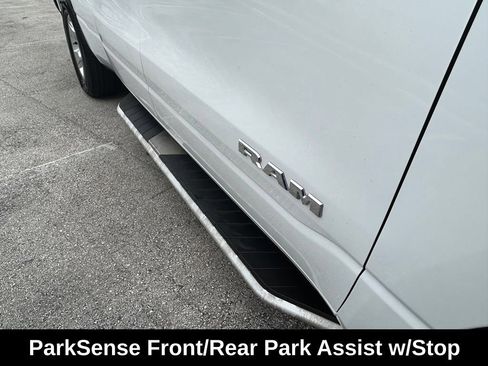 Used 2019 RAM 1500 Big Horn RWD image 33