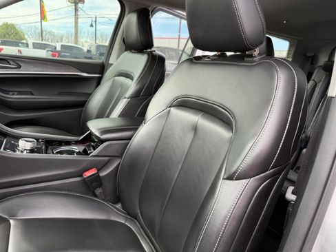 Used 2023 Jeep Grand Cherokee L Limited AWD/4WD image 25