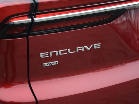 Used 2025 Buick Enclave Preferred w/ LPO, Floor Liner Package image 11