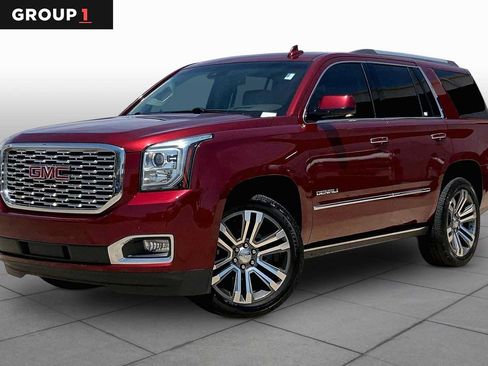 Used 2018 GMC Yukon Denali w/ Denali Ultimate Package AWD/4WD image 1