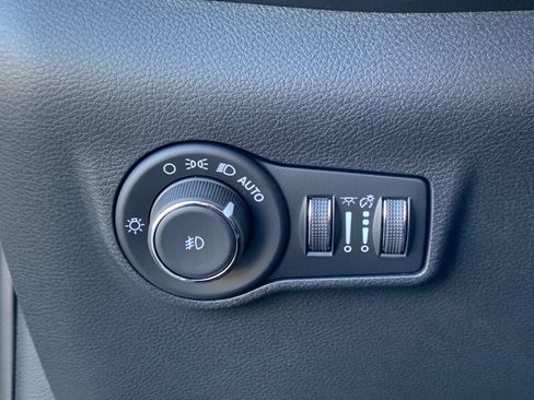 New 2026 Jeep Compass Limited AWD/4WD image 30