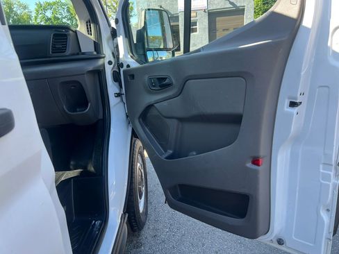 Used 2021 Ford Transit 250 Low Roof RWD image 24