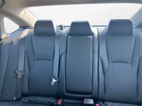 Used 2024 Honda Accord EX-L image 12