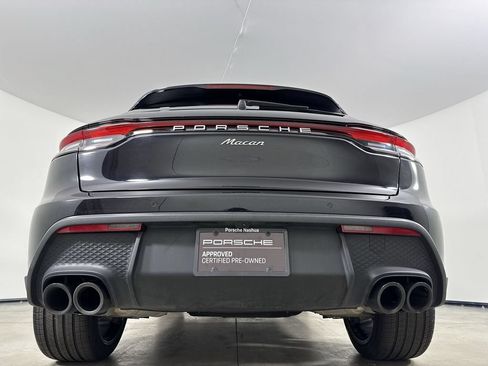 Certified 2024 Porsche Macan w/ Premium Plus Package AWD/4WD image 19