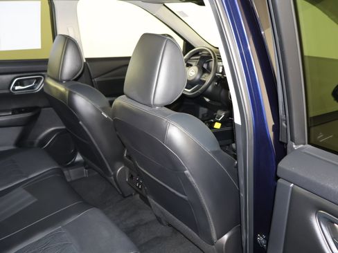 Used 2024 Nissan Rogue Platinum w/ Platinum Premium Package image 46