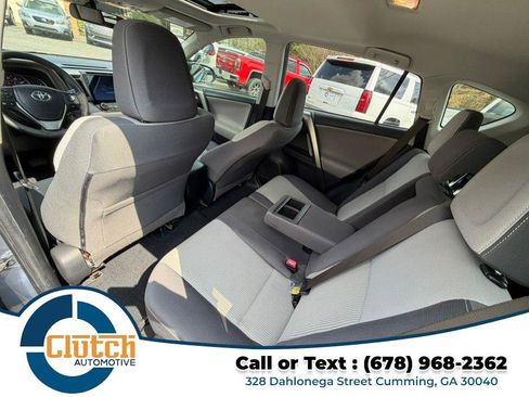 Used 2014 Toyota RAV4 XLE image 17