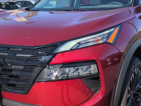 New 2026 Nissan Rogue SV FWD image 8