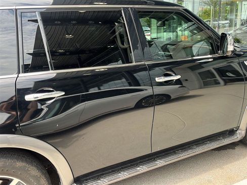 Used 2019 Nissan Armada SL w/ Premium Package AWD/4WD image 8