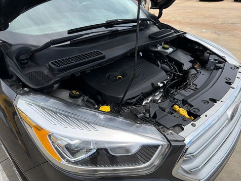 Used 2018 Ford Escape SEL AWD/4WD image 33