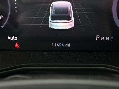 Used 2024 Jeep Wagoneer Launch Edition image 13