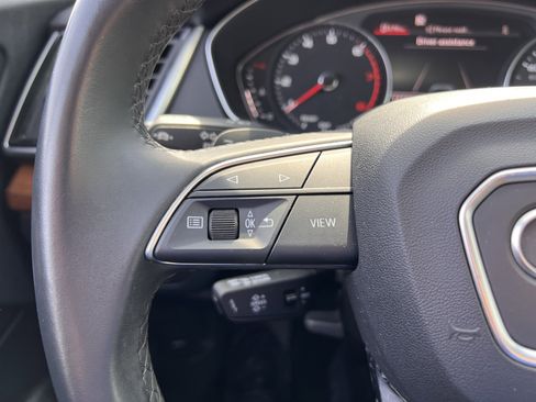 Used 2023 Audi Q5 2.0T Premium w/ Convenience Package image 19