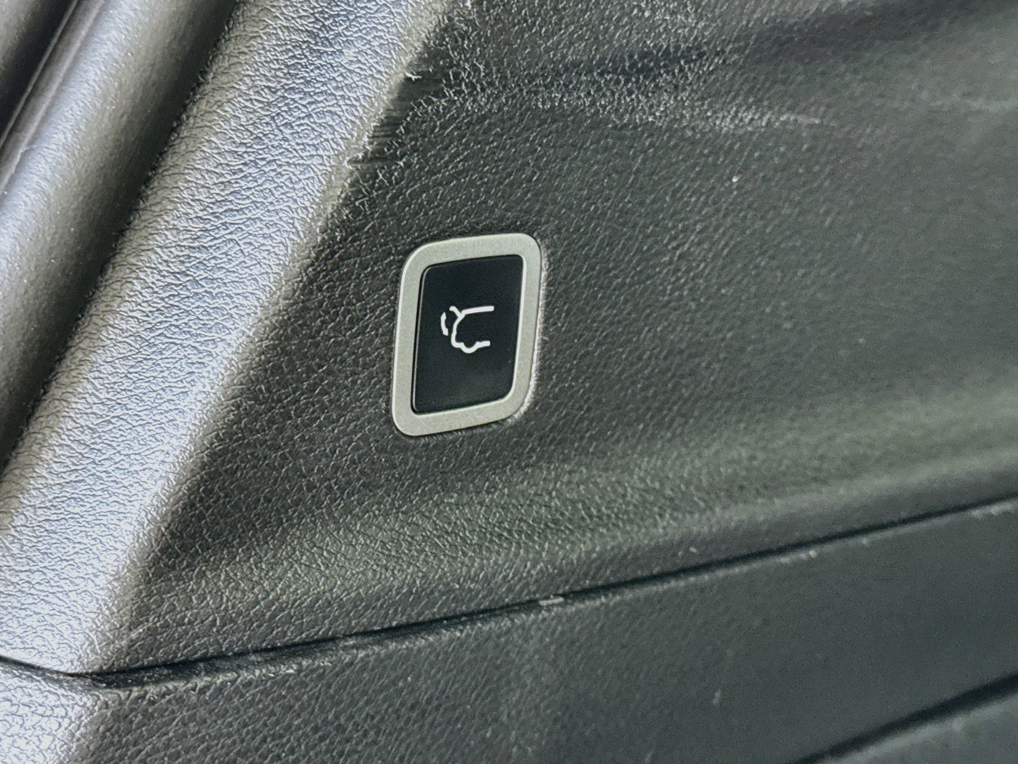 Used 2025 Chrysler Pacifica Select FWD image 30