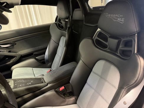 Certified 2025 Porsche 718 Boxster Spyder RS image 5