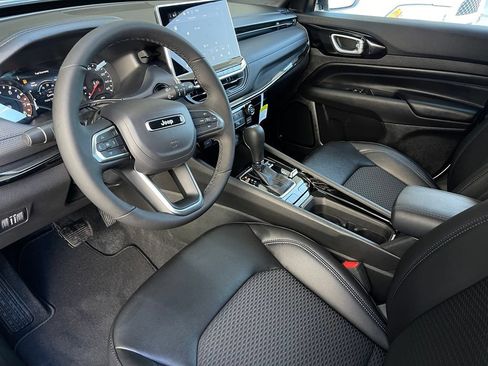 New 2026 Jeep Compass Latitude AWD/4WD image 7